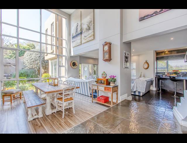 4 BEDROOM HOUSE FOR SALE IN CEDAR LAKES